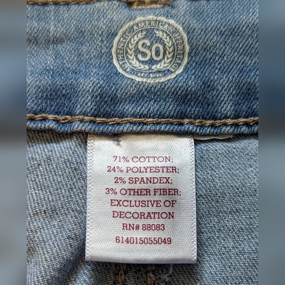 So High Rise Distressed Jegging - Picture 8 of 16